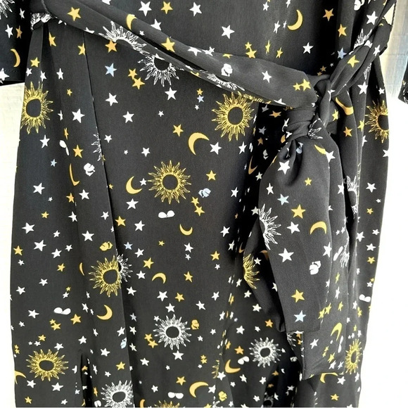 KARL LAGERFELD Paris Celestial Sun/Moon/Stars V-Neck Tie Waist Fit & Flare Dress - Picture 5 of 9